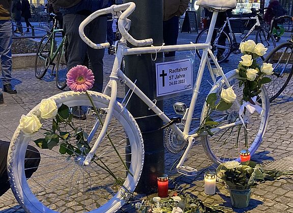 Geisterrad nahe Brandenburger Tor Geisterrad nahe Brandenburger Tor