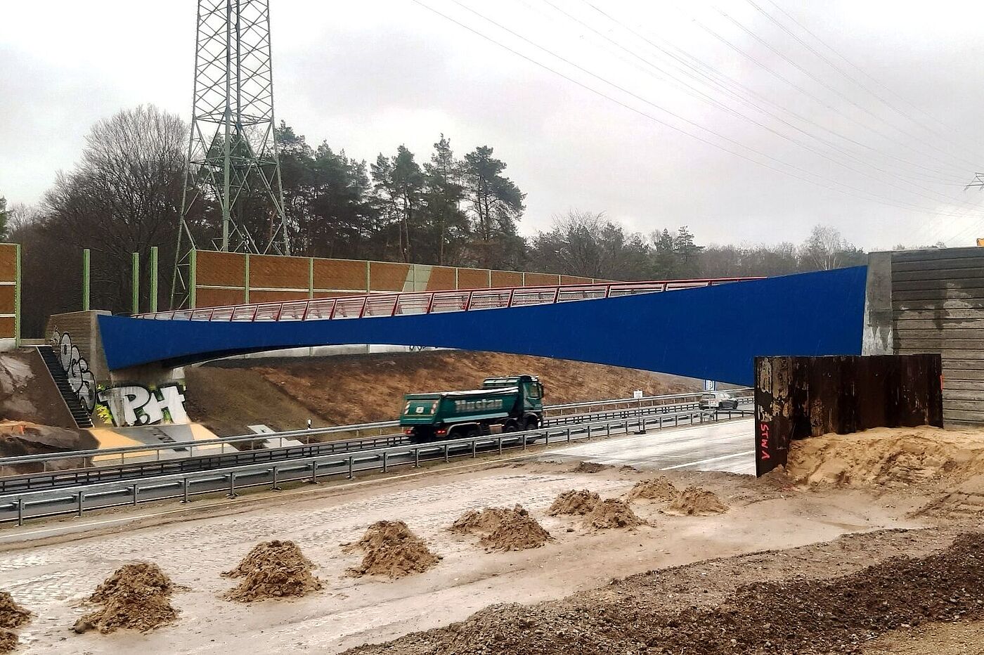 Nicht benutzbare Wensickendorfer Weg Brücke