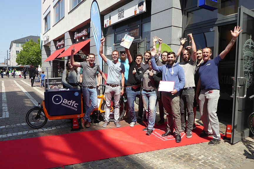 Radentscheid Darmstadt - Übergabe Unterschriftenlisten Radentscheid Darmstadt - Übergabe Unterschriftenlisten